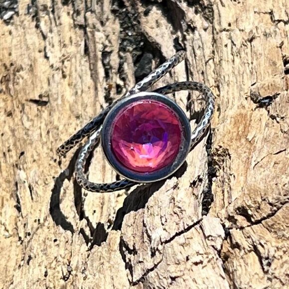 Handcrafted sparkly ring made with Swarovski crystal adjustable fit - Picture 3 of 5